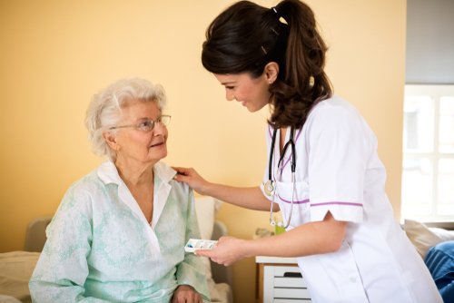 enfermeiro-preparo-e-administração-de-medicamento-faculdade-atualiza